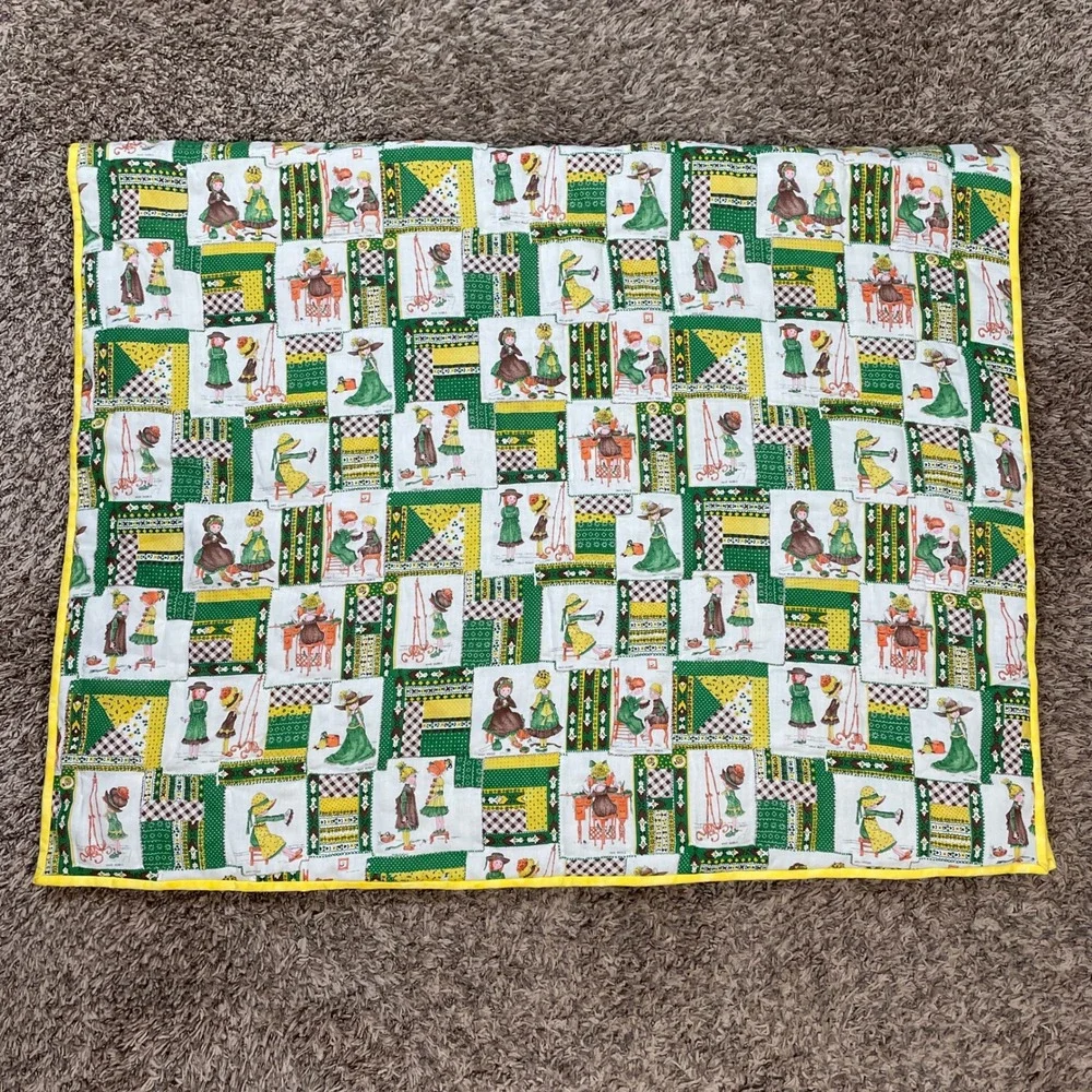 Vintage Holly Hobbie Quilt Blanket Children Kids Play Mat Farmhouse Decor 65x41